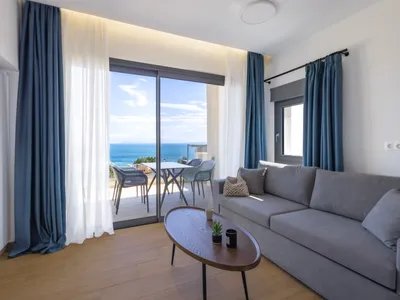 Studio with Sea View