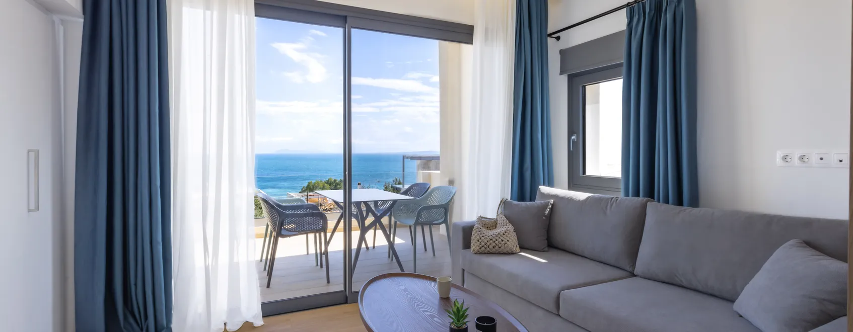 Studio with Sea View